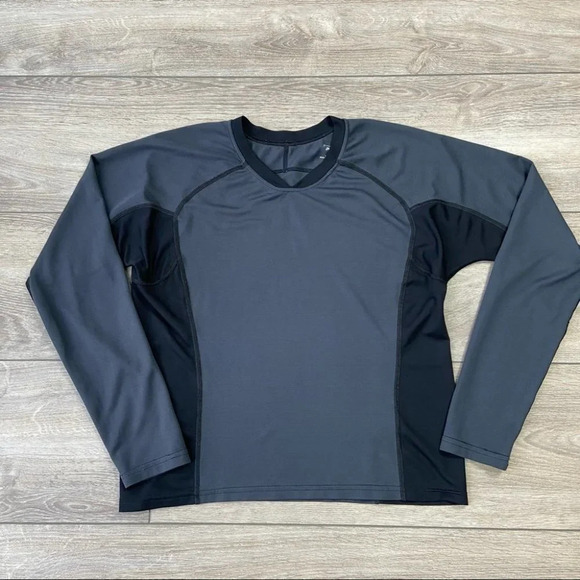 Patagonia Capilene Base Layer  V Neck Top - Picture 2 of 13